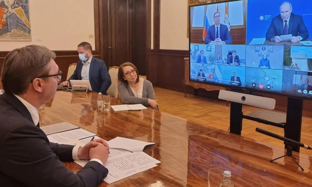 Ξεκίνησε στο Βελιγράδι η μαζική παραγωγή του εμβολίου «Sputnik V»